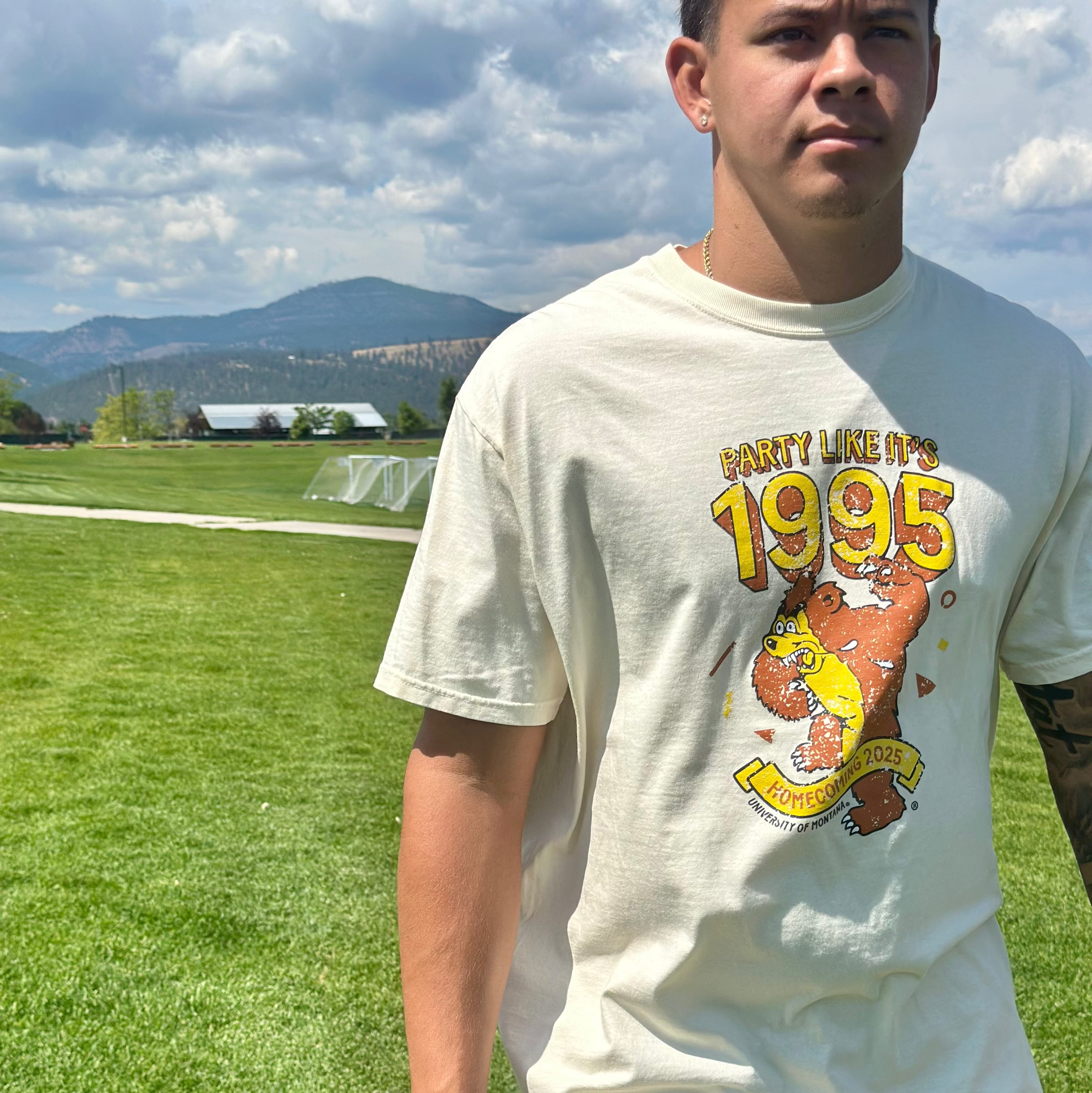 UM Homecoming Comfort Color Tee